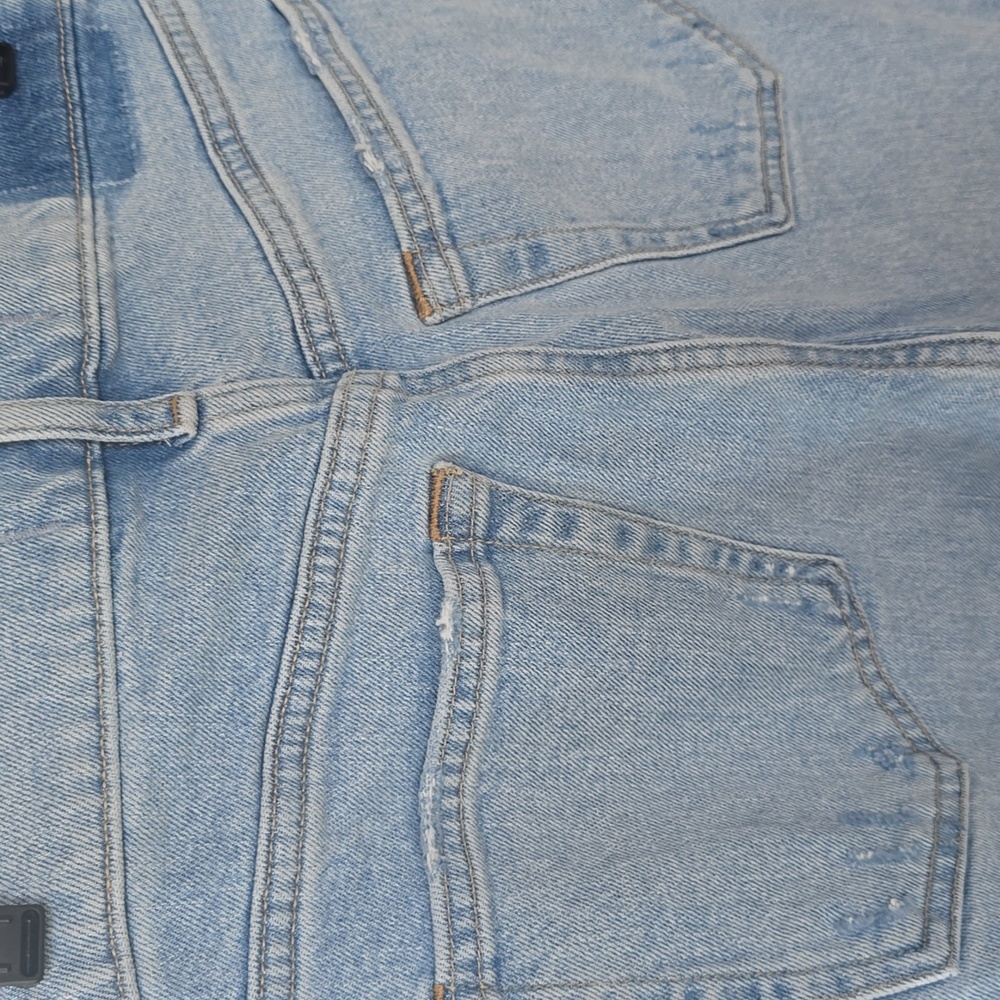 Abercrombie & Fitch The Dad High Rise Jeans - Picture 5 of 8